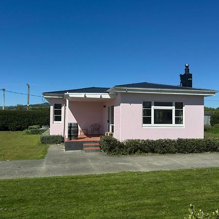 The Pink House Villa Havelock North Eksteriør billede